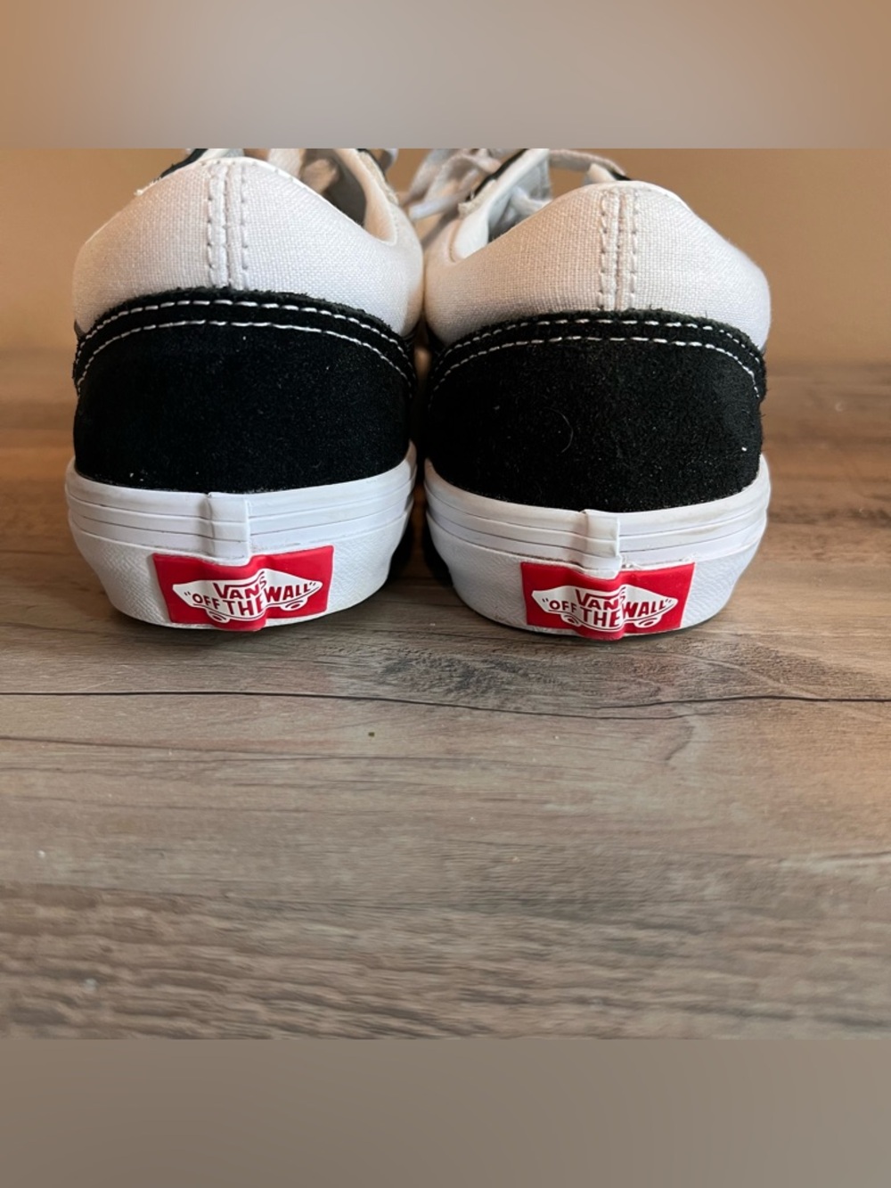Vans - Picture 5 of 6